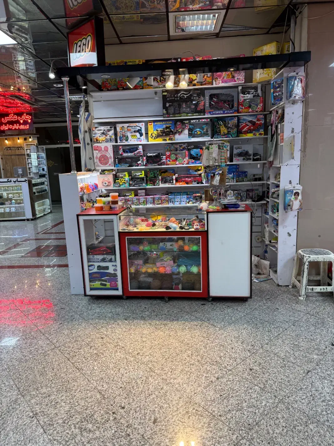 واگذاری کانتر اسباب بازی فروشی در پاساژ الماس شهر|اجارهٔ مغازه و غرفه|اردبیل, |دیوار