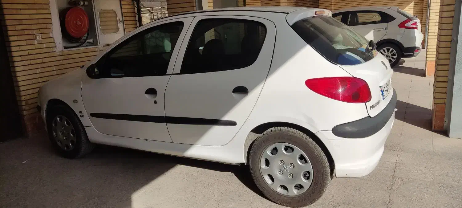 206مدل 95 شاسی و سینی پلم، استثنایی سالم|خودرو سواری و وانت|اصفهان, سیچان|دیوار