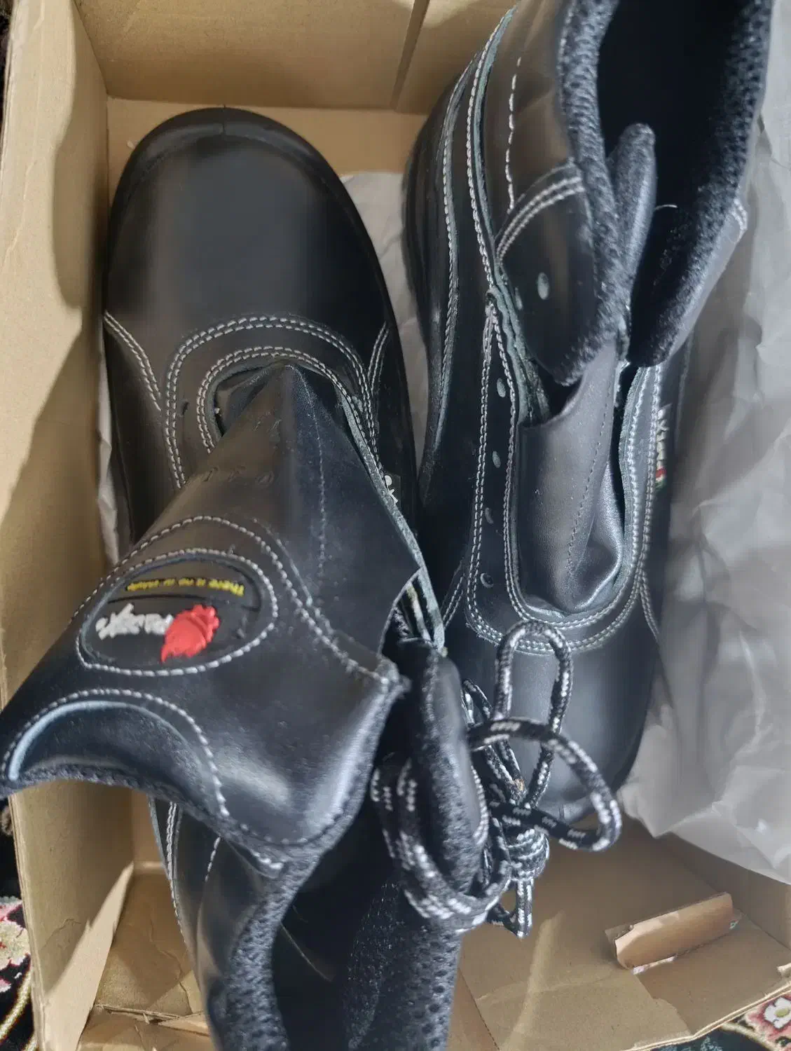 کفش ایمنی|کیف، کفش، کمربند|اهواز, ۲۰۰۰واحدی|دیوار