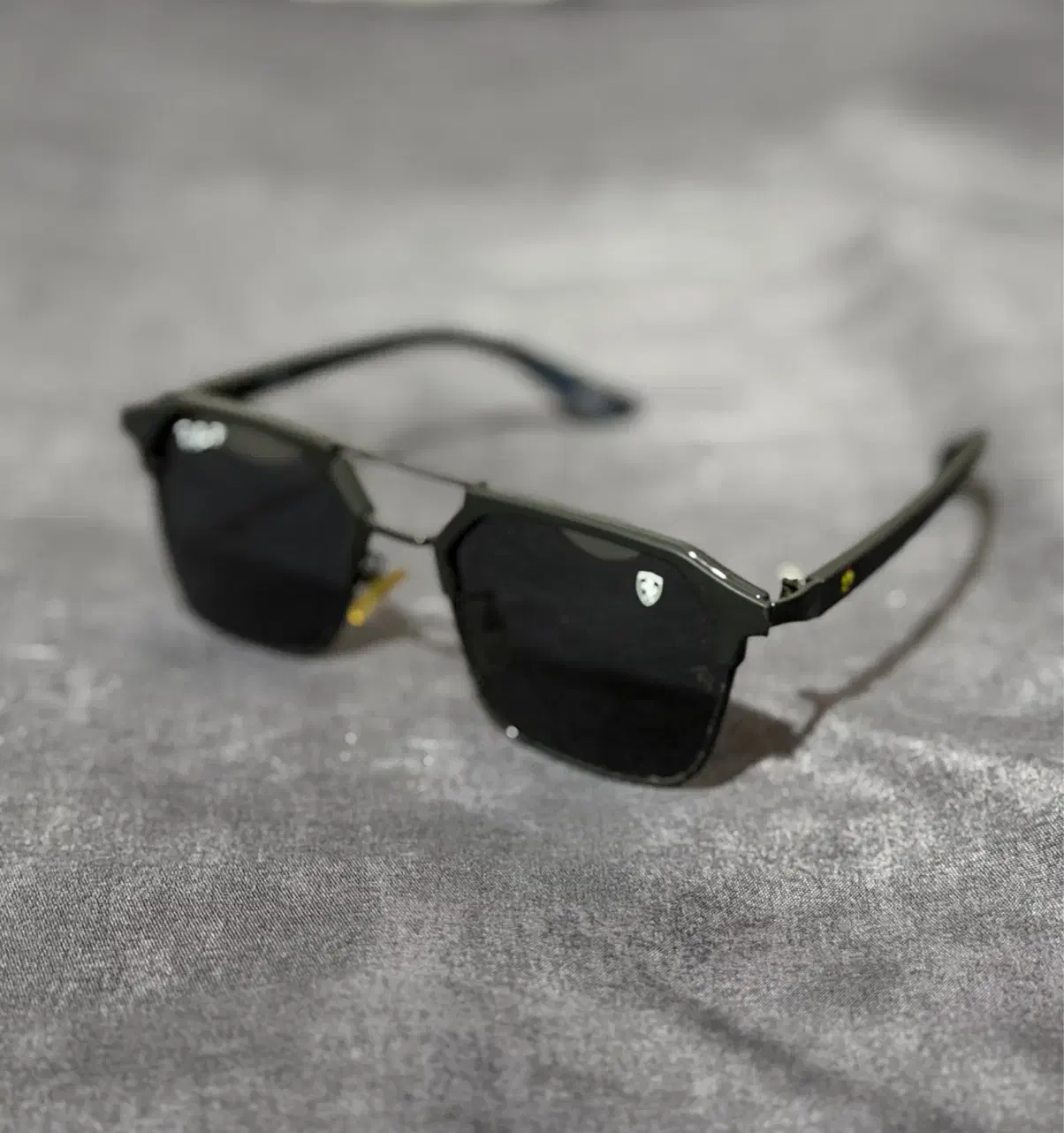 عینک Ferrari|زیورآلات و اکسسوری|اراک, |دیوار