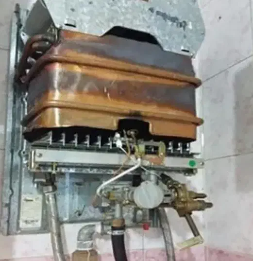 تعمیر و سرویس آبگرمکن دیواری در منزل مشتری|خدمات پیشه و مهارت|بندر ماهشهر, |دیوار