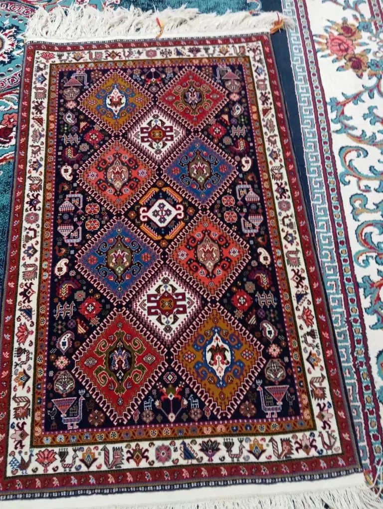 قالی دستباف|فرش|فیروزآباد (فارس), |دیوار