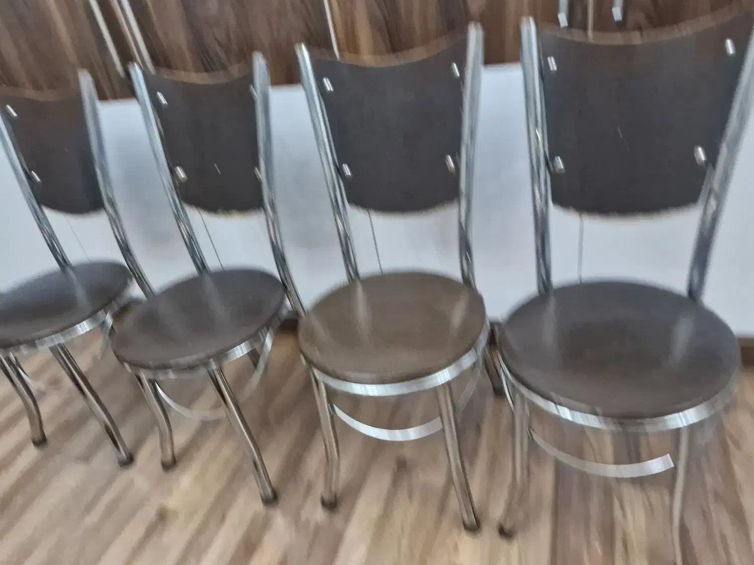 صندلی چوبی 6 عدد و صندلی فلزی 4 عدد|صندلی و نیمکت|تبریز, |دیوار