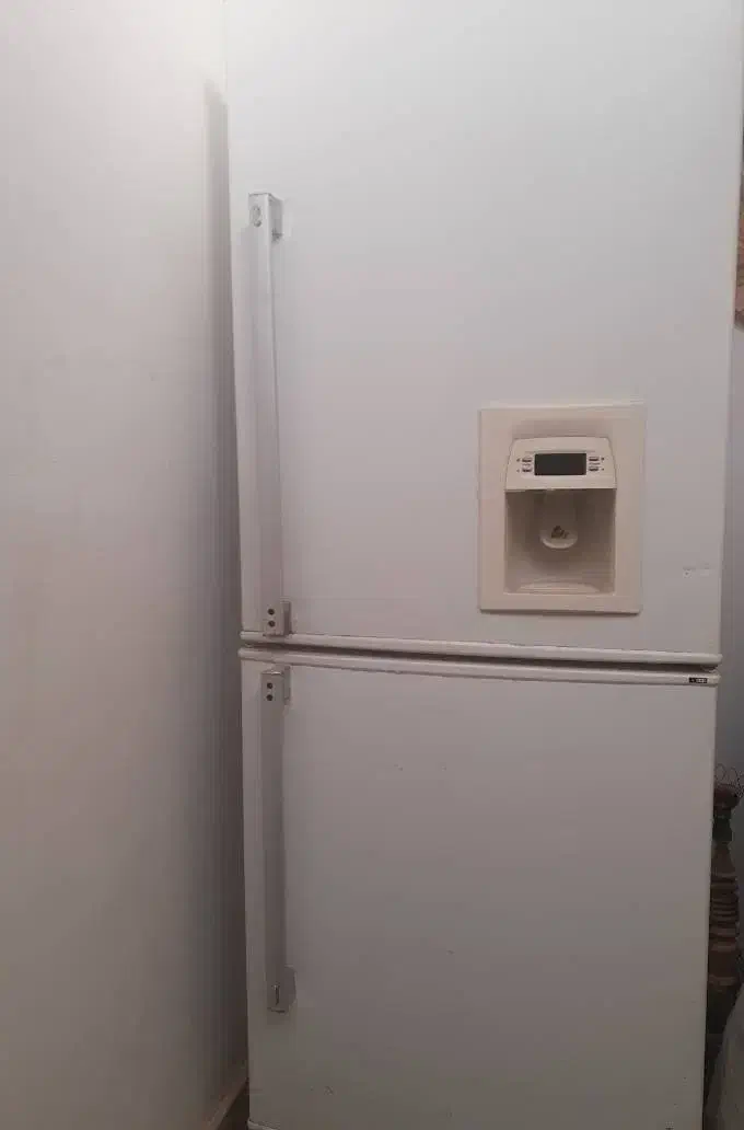 یخچال فریزر زیمنس|یخچال و فریزر|سبزوار, قصبه غربی|دیوار