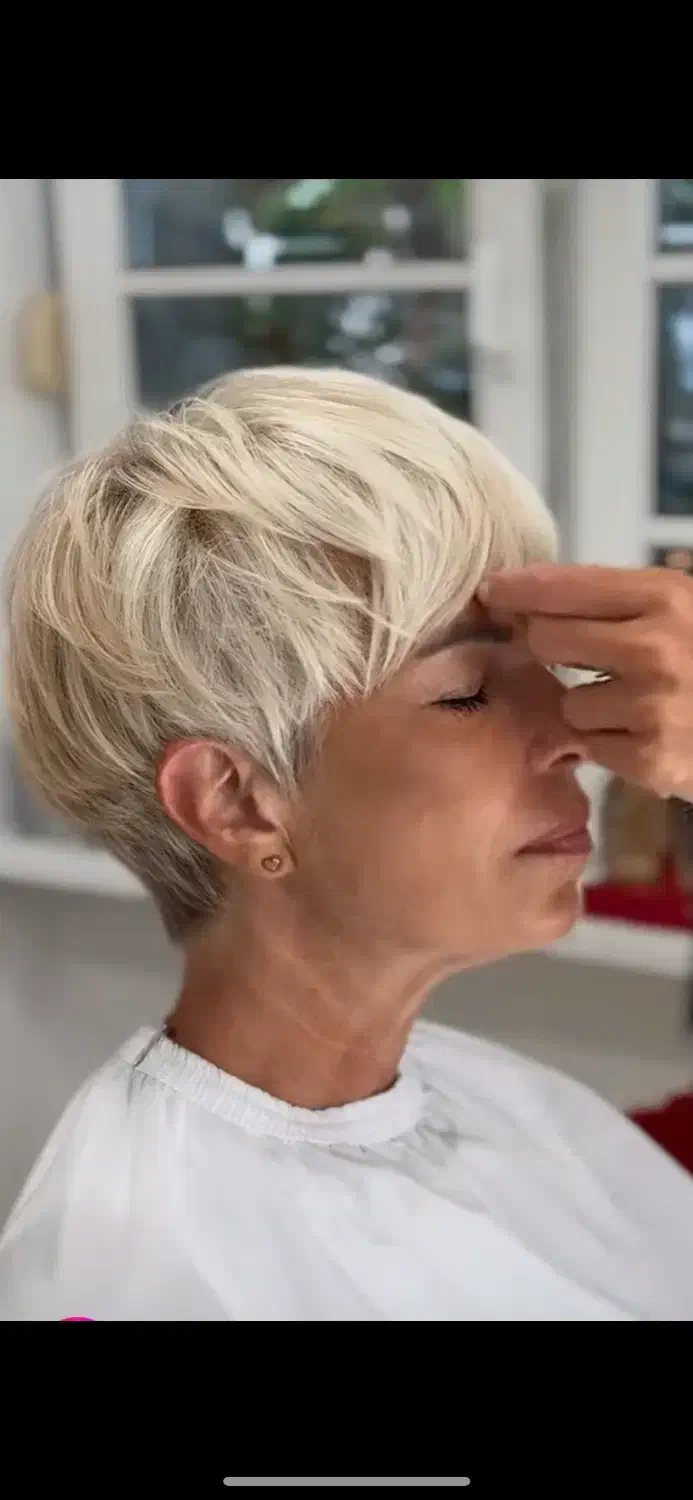 کوتاهی رایگان مدل موی خانم|خدمات آرایشگری و زیبایی|فولادشهر, C4|دیوار