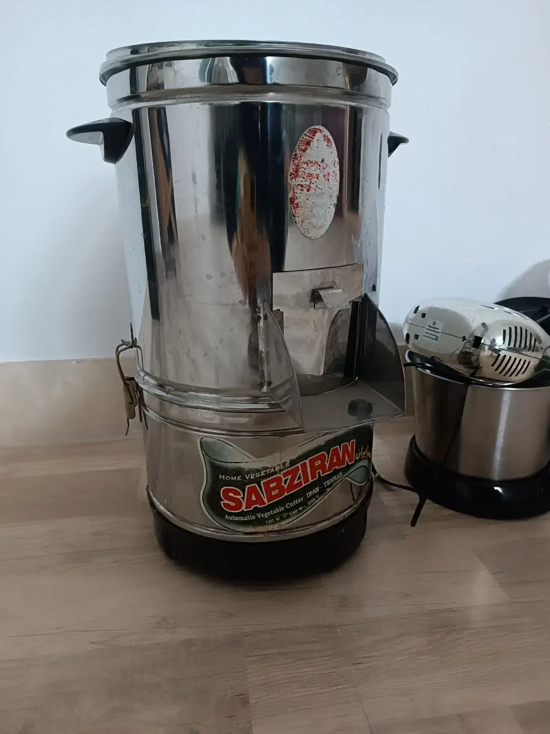 سبزی خرد کن ۶ کیلویی سبز ایران|خردکن، آسیاب، غذاساز|قم, شهرک قدس|دیوار