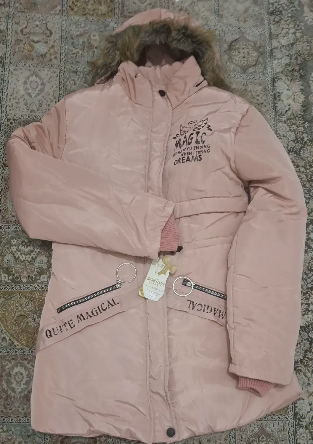 کاپشن|لباس|شیراز, شهدای شهرک سعدی|دیوار