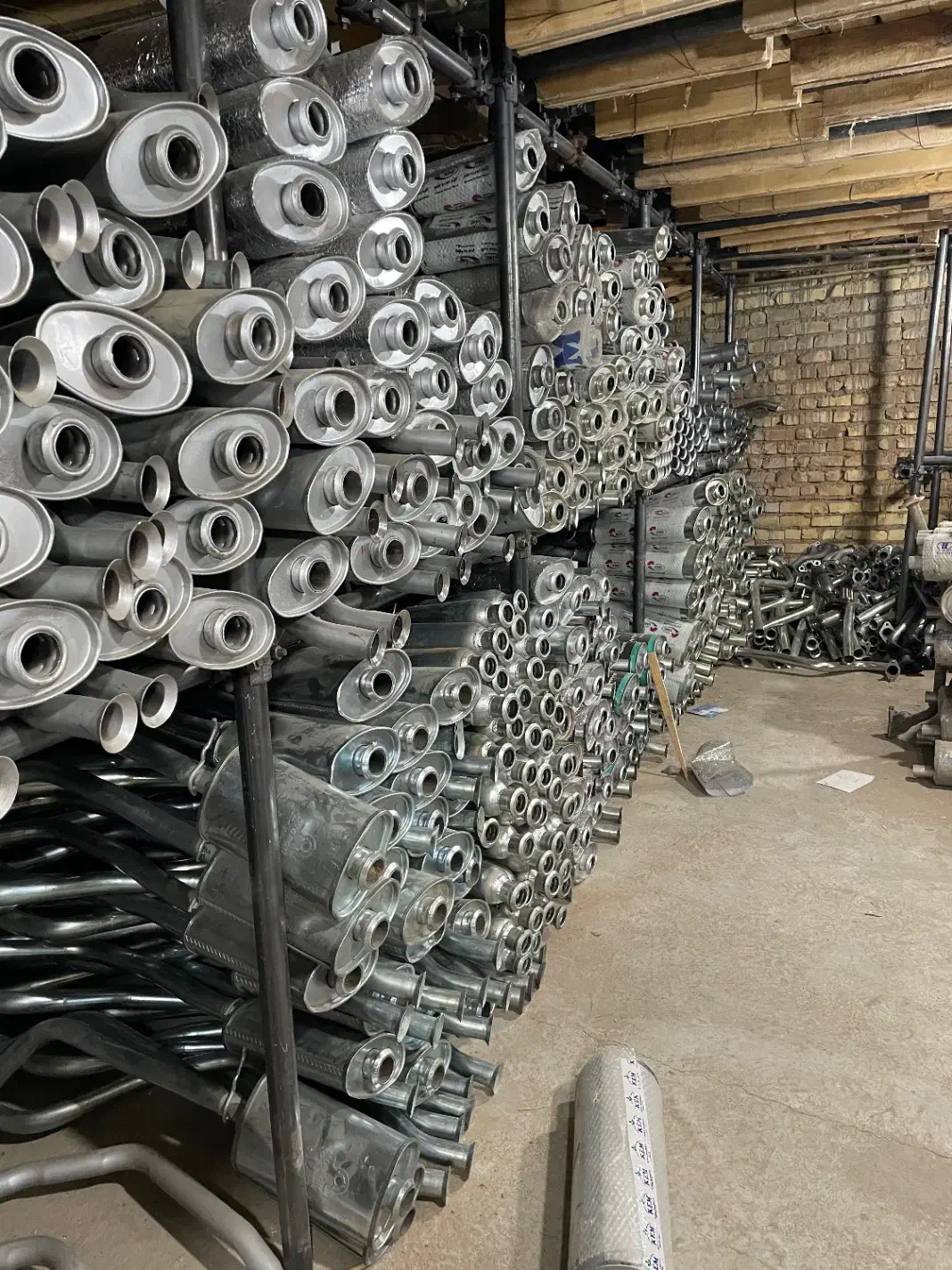 مرکز پخش اگزوز|قطعات یدکی و لوازم جانبی|شیراز, گلشن|دیوار