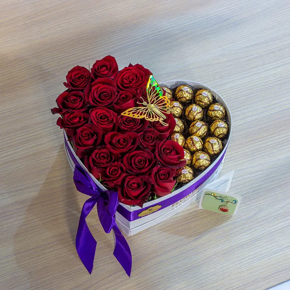 باکس ولنتاین|گل مصنوعی|خرم‌آباد, |دیوار