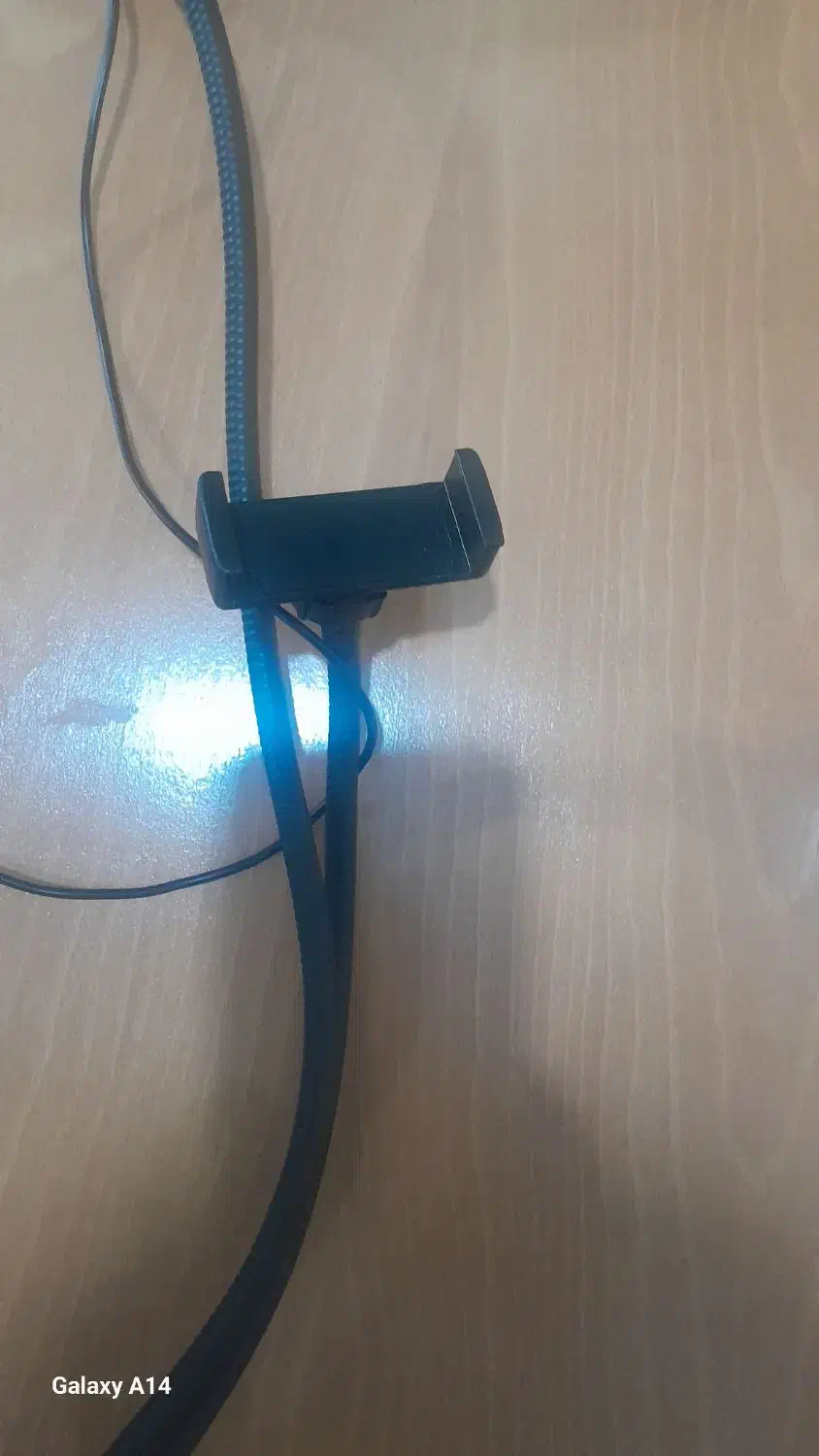 رینگ لایت رومیزی|دوربین عکاسی و فیلم‌برداری|هشتگرد, شهرک فرهنگیان|دیوار