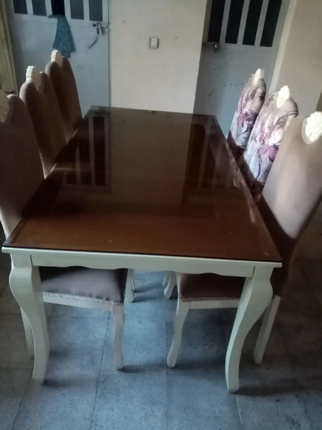 میز غذا خوری|میز و صندلی غذاخوری|محمدشهر, محمدشهر|دیوار