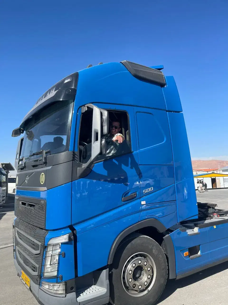 FH 500-2019 سه خط-ولوو|خودرو سنگین|باوی, |دیوار