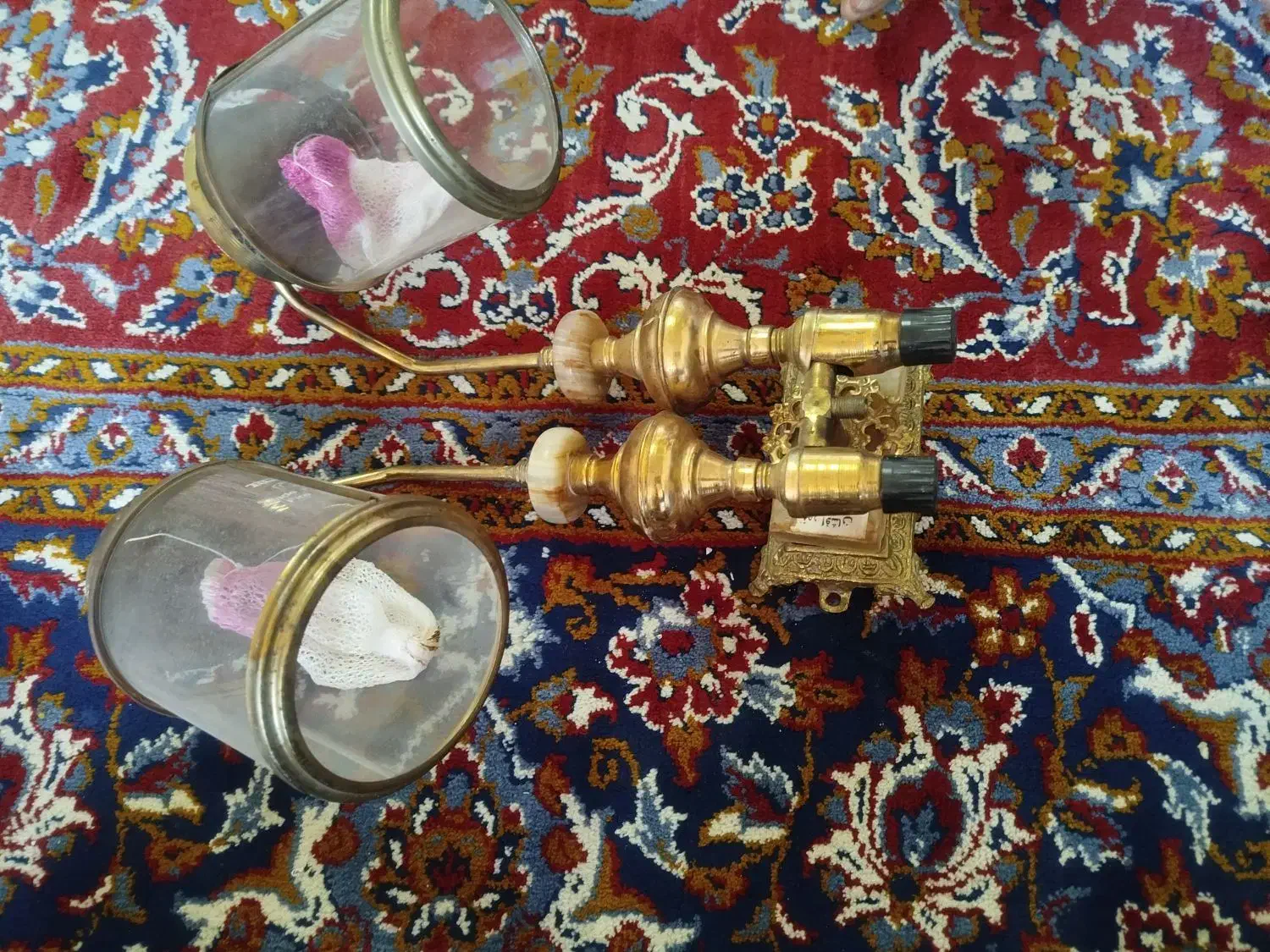 لوستر قدیمی ۲عدد|لوستر و چراغ آویز|قم, نیروگاه|دیوار