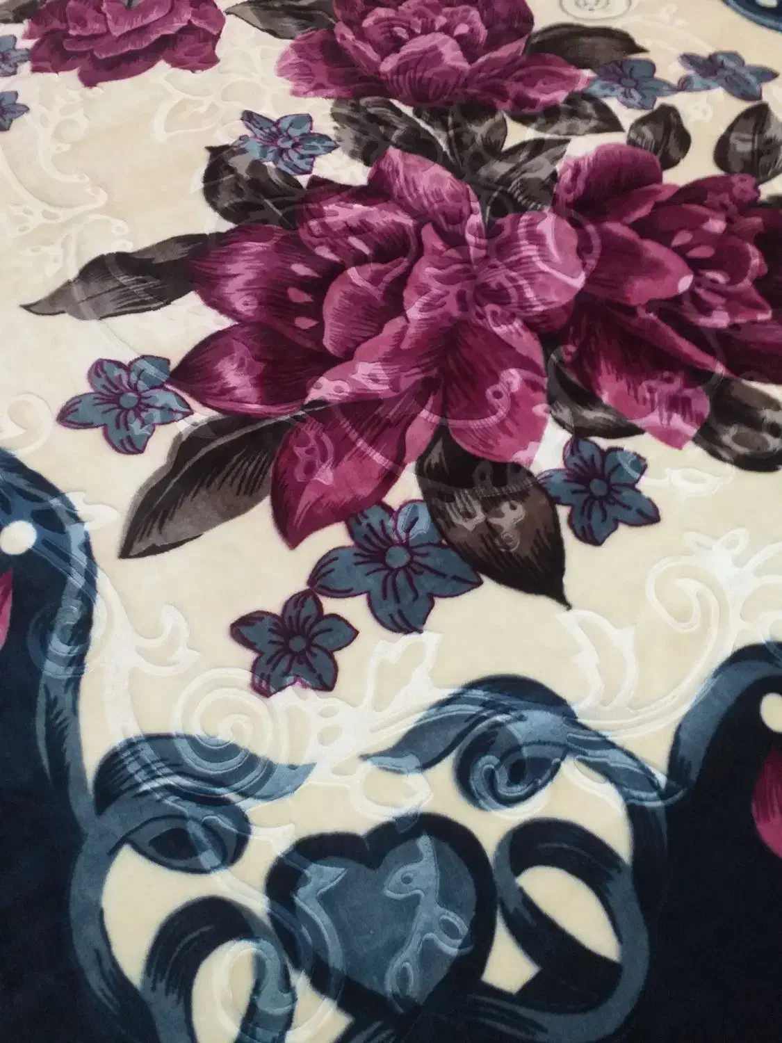 پتوی گلبافت آکبندصفر|رختخواب، بالش، پتو|کرمانشاه, |دیوار