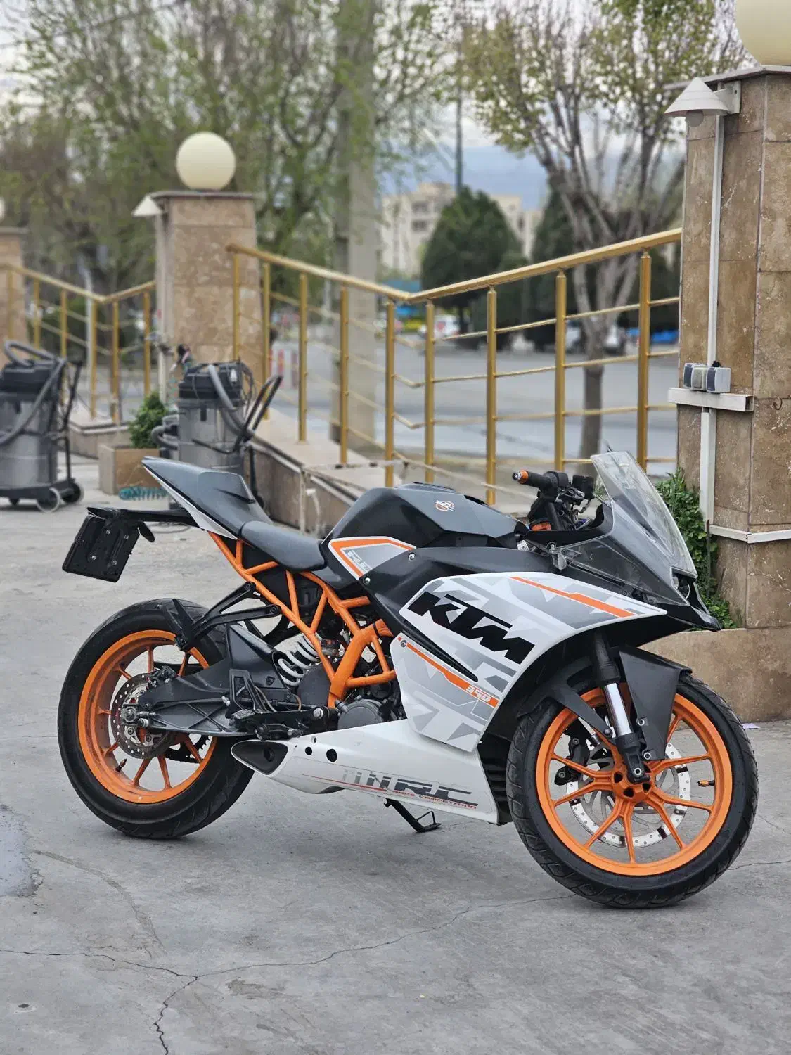 KTM RC|موتورسیکلت|محمدشهر, علی آباد گونه|دیوار