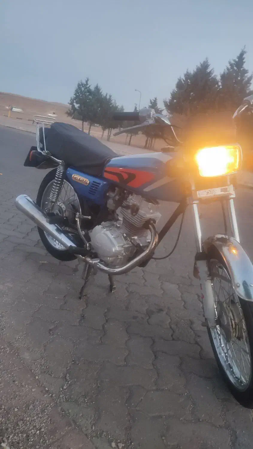 فروشی|موتورسیکلت|پاسارگاد, |دیوار