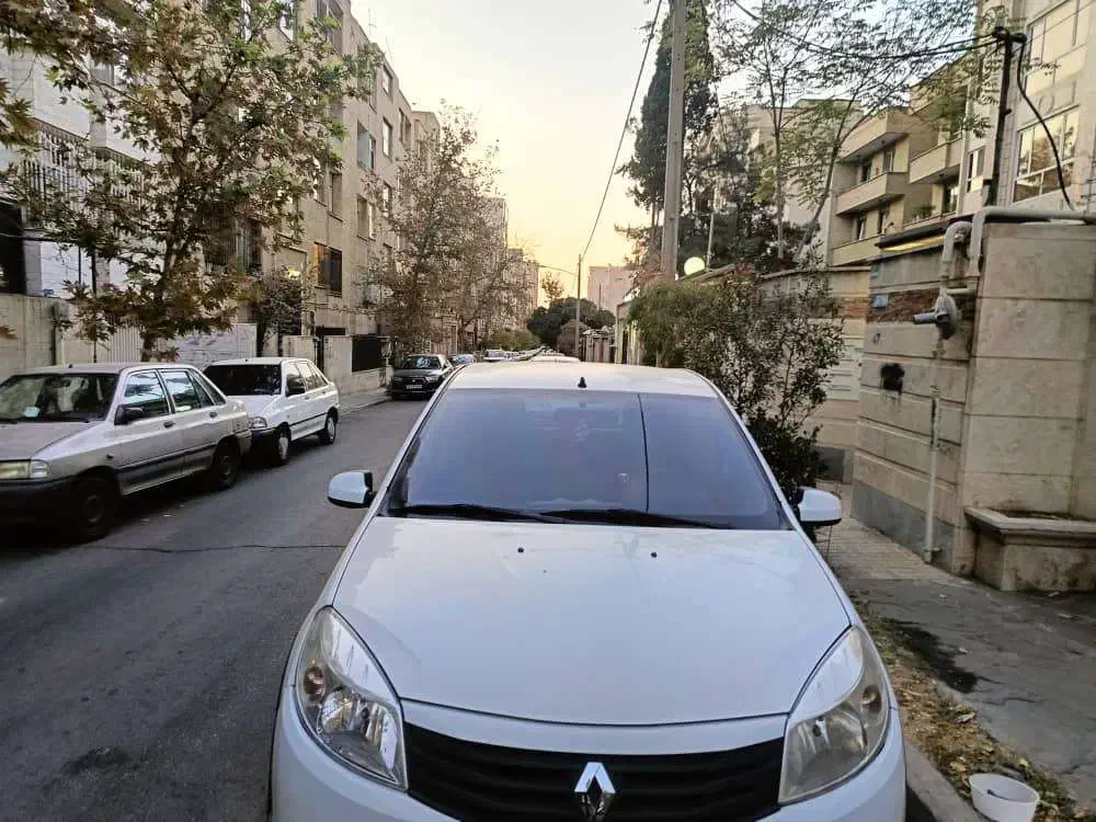 ساندرو اتوماتیک ۹۷|خودرو سواری و وانت|تهران, پاسداران|دیوار