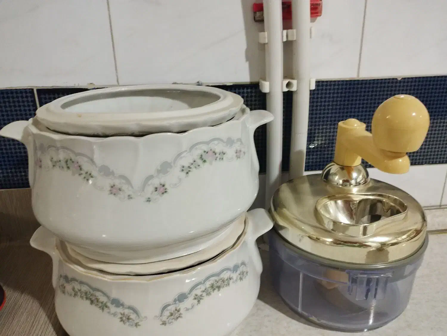 سوپ خوری دو عدد و خورد کن دستی|ظروف سرو و پذیرایی|اردبیل, |دیوار