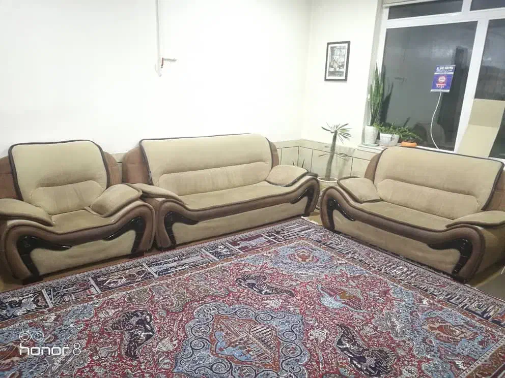 فروش مبل راحتی 7 نفره|مبلمان خانگی و میز عسلی|بروجن, |دیوار