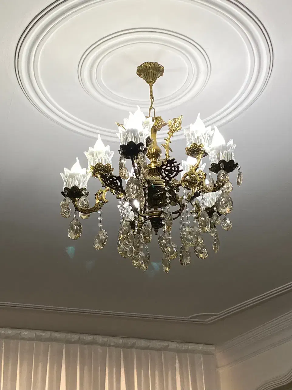 لوستر ده شاخه برنز|لوستر و چراغ آویز|تهران, تهرانسر مرکزی|دیوار