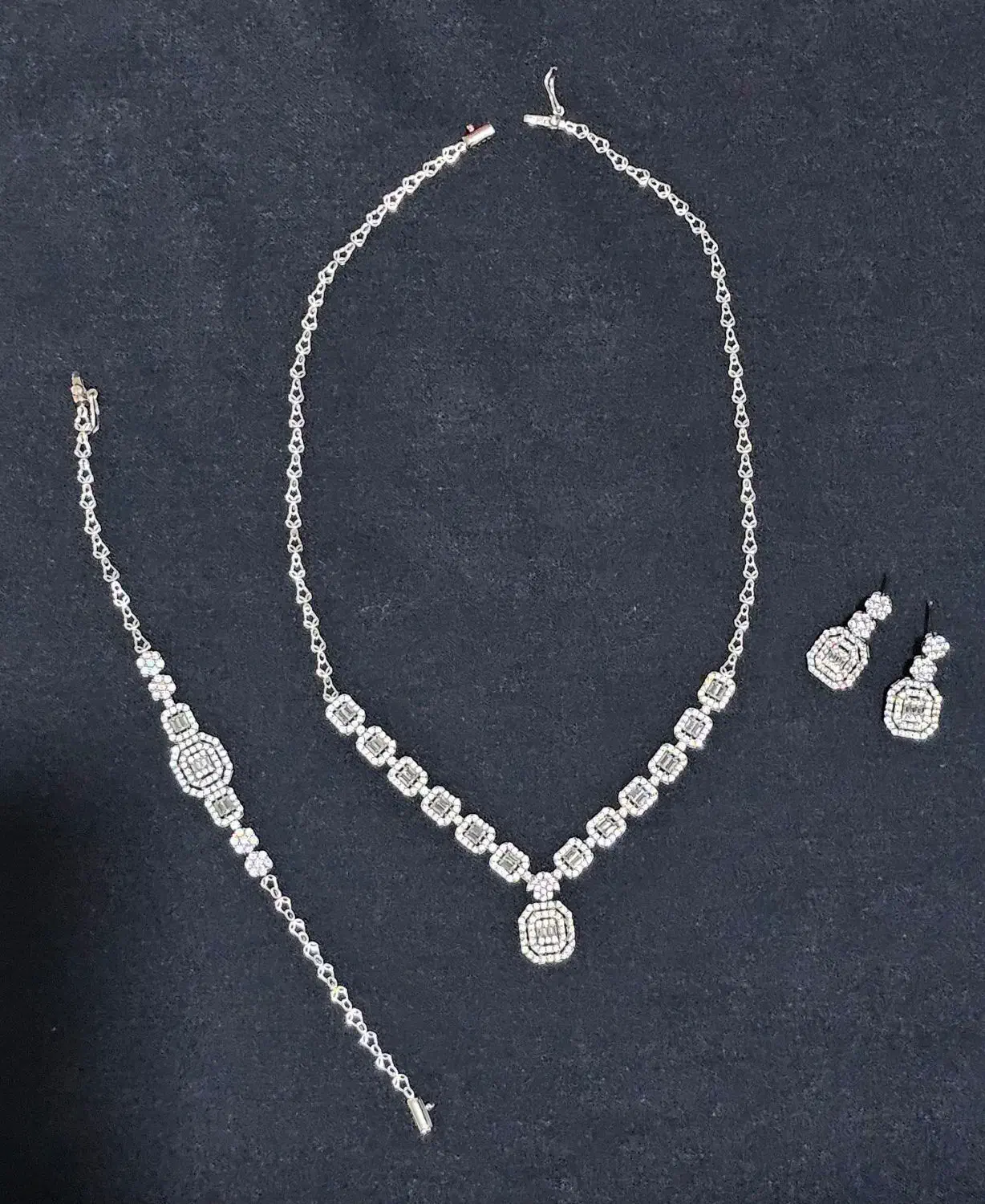 سرویس طلا خالص بدون سنگ فقط ۵ درصد|جواهرات|اصفهان, دستگرده|دیوار