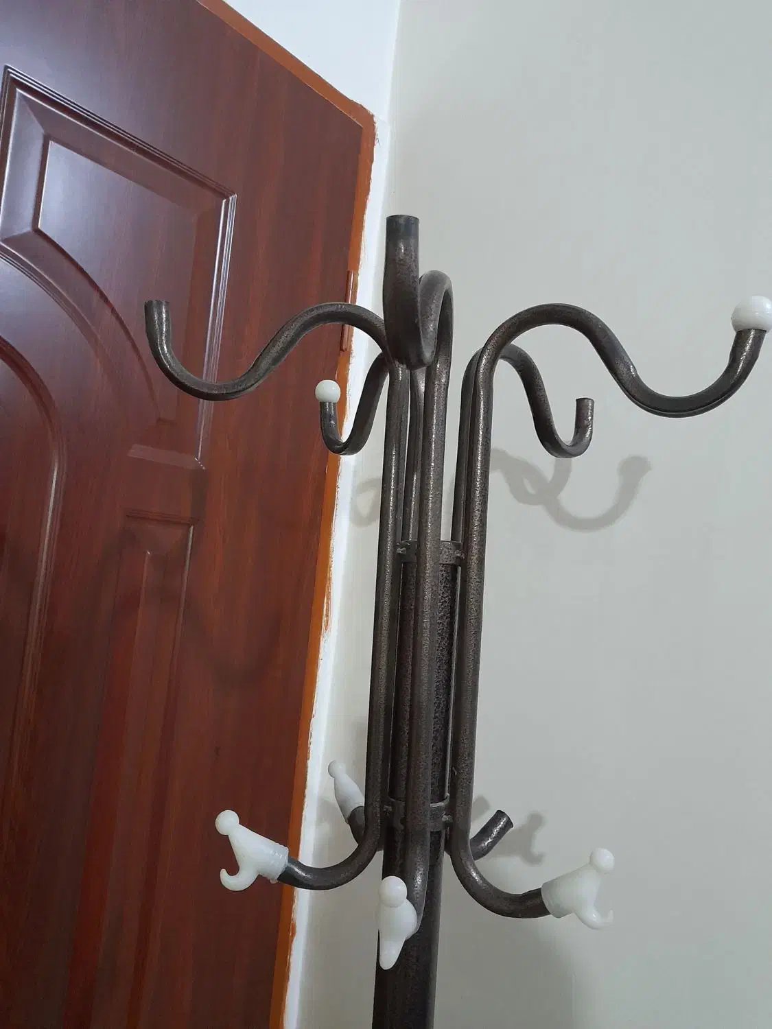 جالباسی|بندرخت و رخت‌آویز|قوچان, |دیوار