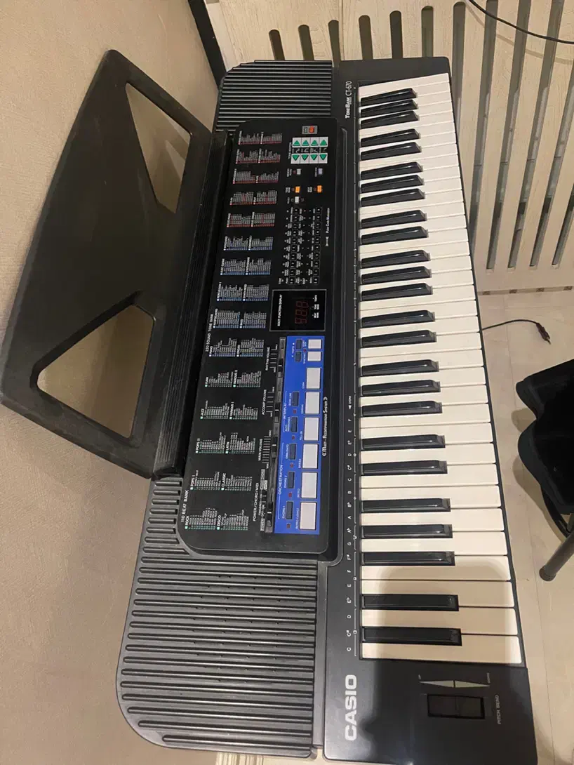 کیبورد کاسیو|پیانو، کیبورد، آکاردئون|مشهد, هنرستان|دیوار
