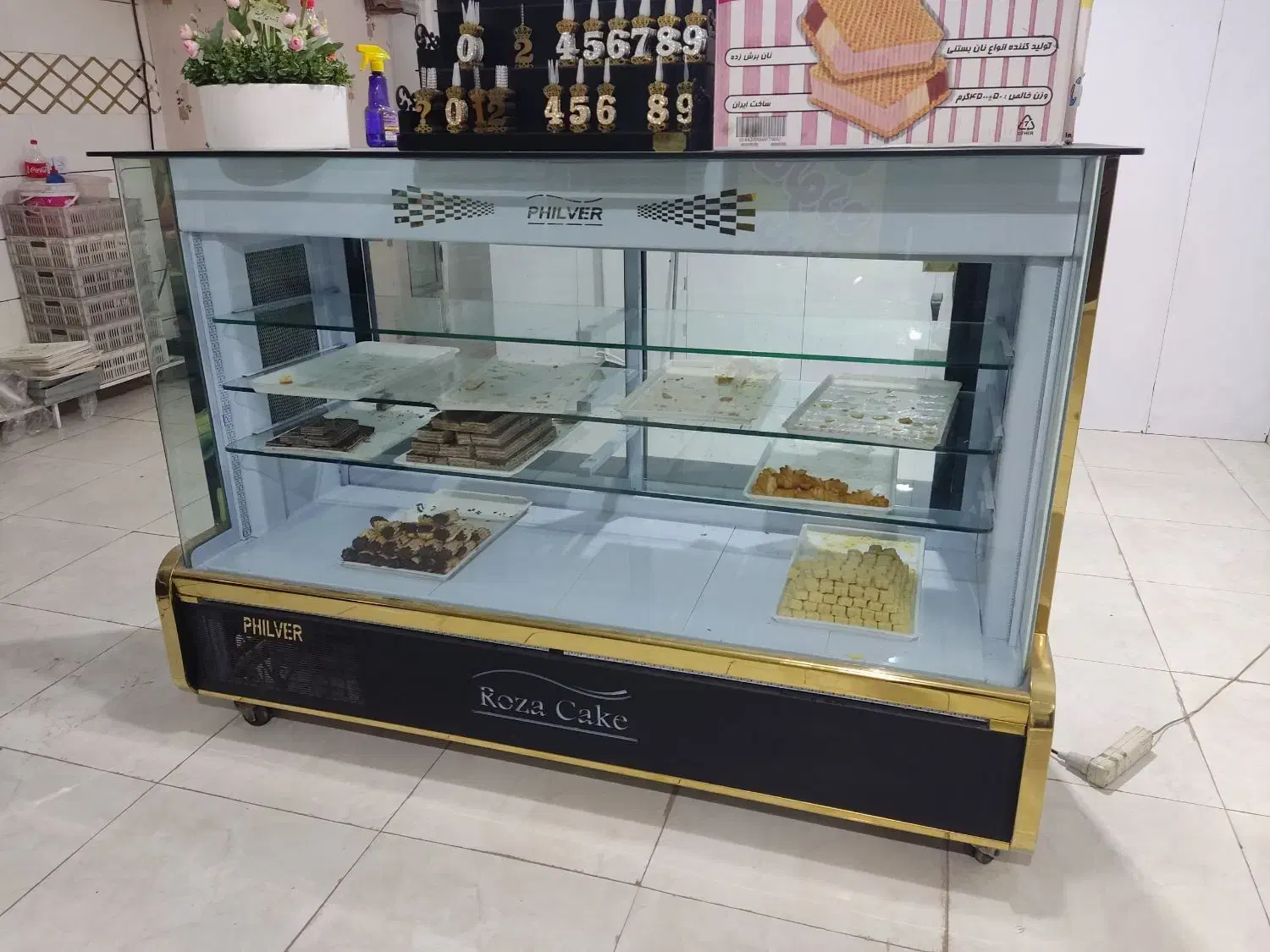 واگذاری وسایل شیرینی سرا|فروشگاه و مغازه|مشهد, شترک|دیوار