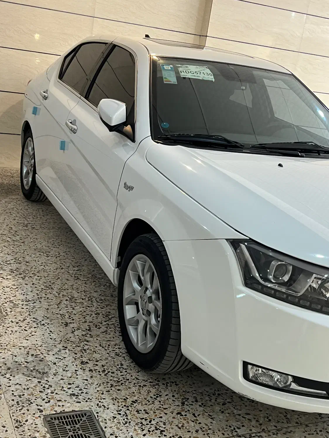 دنا پلاس اتومات1403|خودرو سواری و وانت|شیراز, انجیر|دیوار