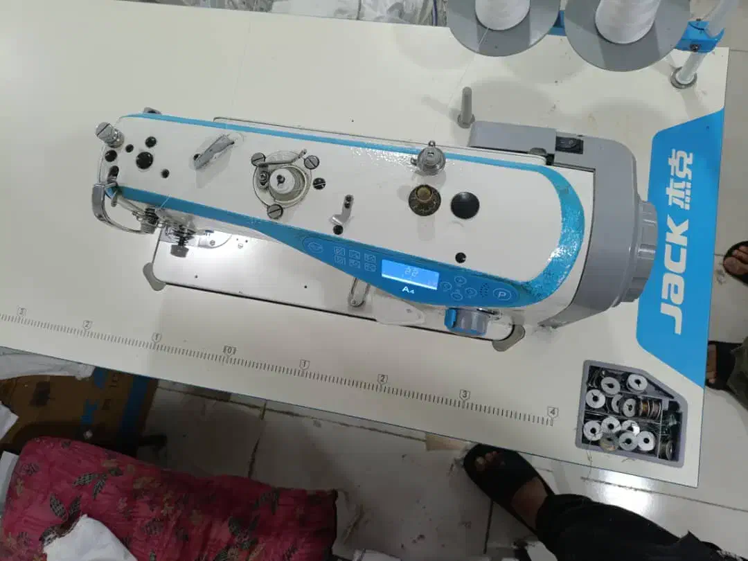 چرخ خیاطی a4 جک تمام|چرخ خیاطی و ریسندگی|ایلام, |دیوار