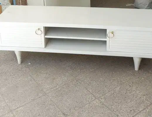 میز تلویزیون ال سی دی تمیز و نو|میز تلویزیون|تهران, خزانه|دیوار