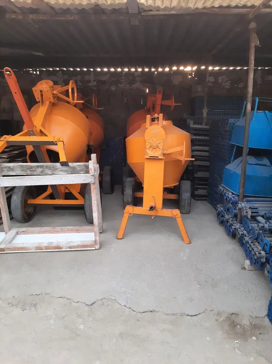 قالب بتن و جک فلزی|مصالح و تجهیزات ساختمان|چابهار, |دیوار