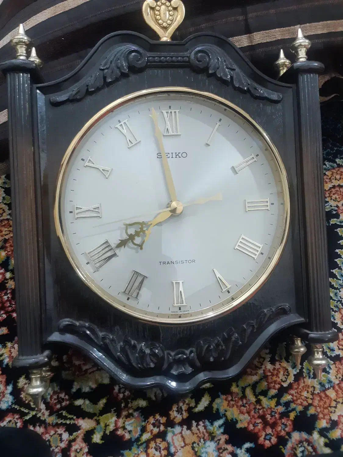 ساعت دیواری|ساعت دیواری و تزئینی|ری, سیزده آبان|دیوار