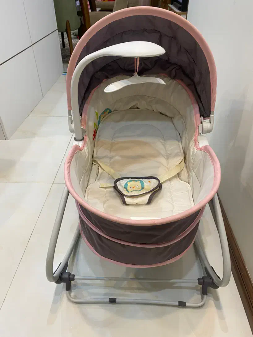 گهواره|تخت و صندلی بچه|تهران, جنت‌آباد شمالی|دیوار