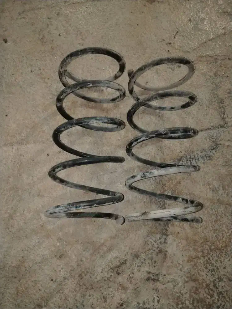 دینام، چراغ خطر، رادیات، کمک عقب، فنرجلو|قطعات یدکی و لوازم جانبی|شبانکاره, |دیوار