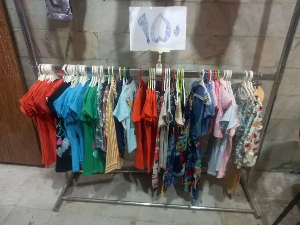 لباس بچه گانه به قیمت خرید (تغییر شغل)|کفش و لباس بچه|کرمان, |دیوار