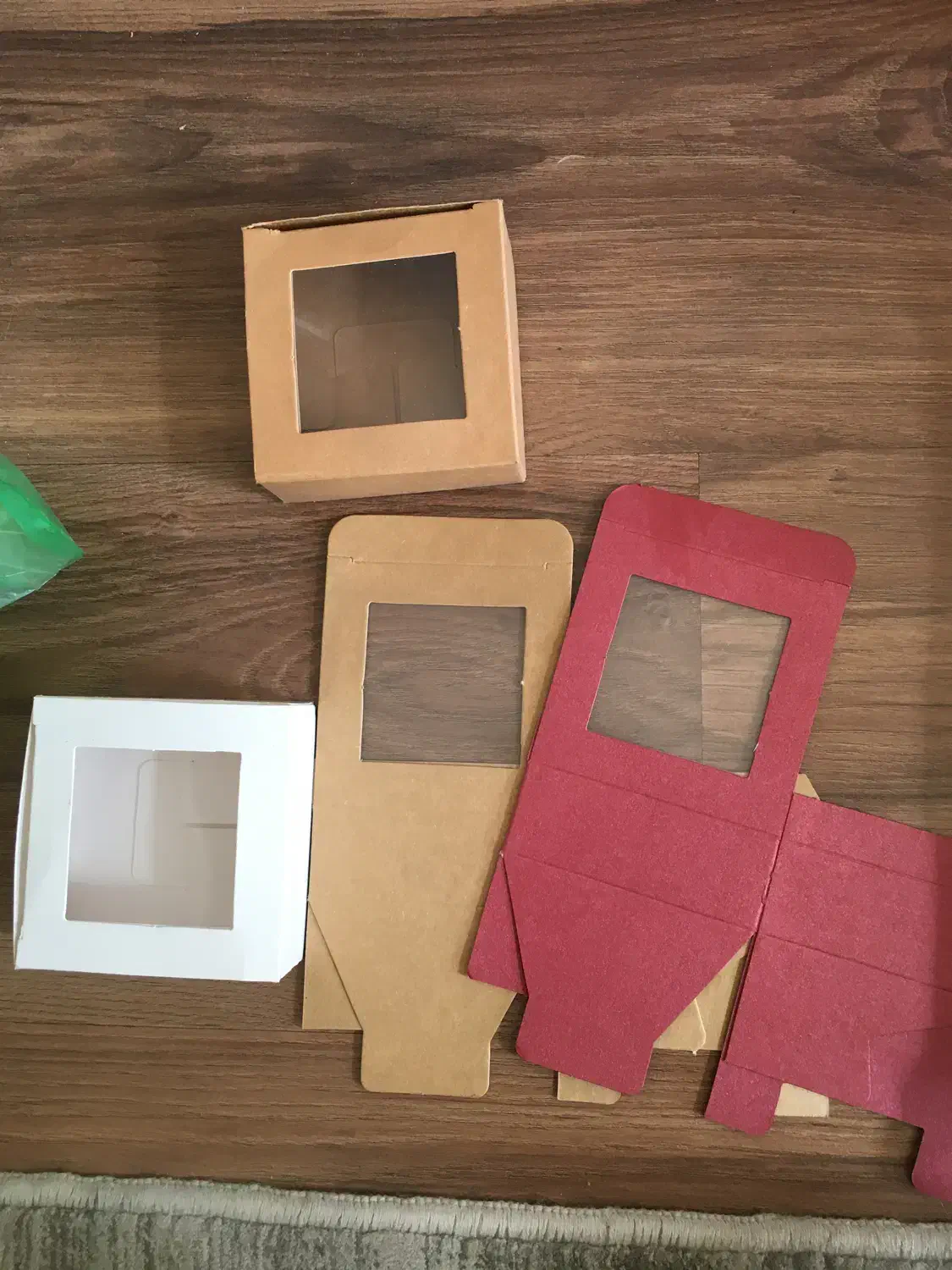 جعبه|ظروف نگهدارنده، پلاستیکی، یکبارمصرف|تهران, نیروی هوایی (پیروزی)|دیوار