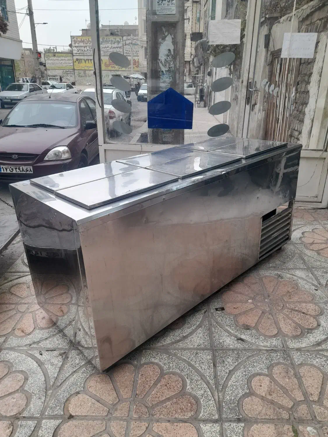 فریزر صندوقی ۶درب ۲ متری درحدنونو|فروشگاه و مغازه|نسیمشهر, |دیوار