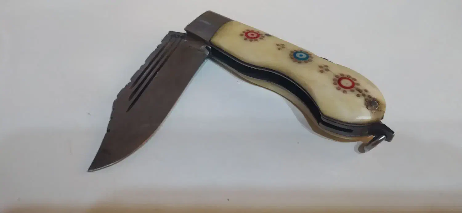 چاقو|کلکسیون اشیاء عتیقه|قزوین, |دیوار