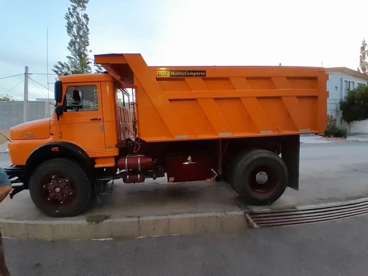 بنز تک کمپرسی۱۴۰۲|خودرو سنگین|اردبیل, |دیوار