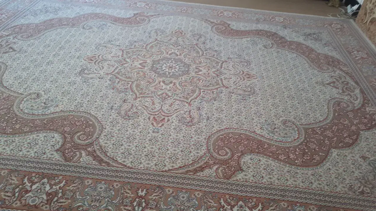 دو تخته فرش کرم۱۲ متری|فرش|قروه, |دیوار