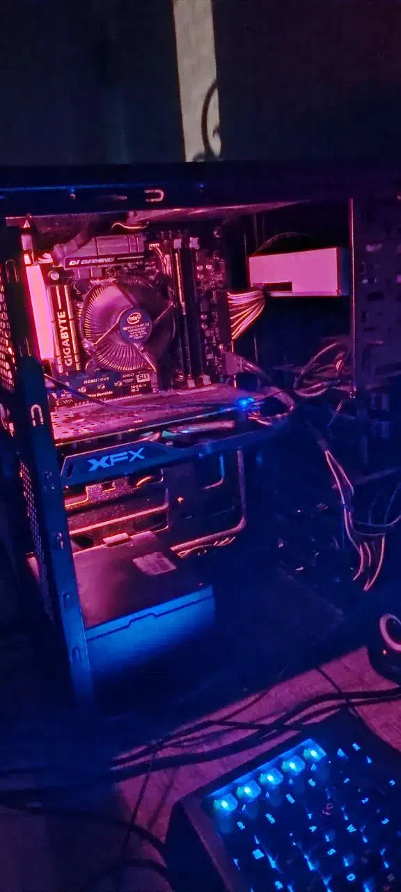 کامپیوتر|رایانه رومیزی|بندر انزلی, شاکوچه|دیوار