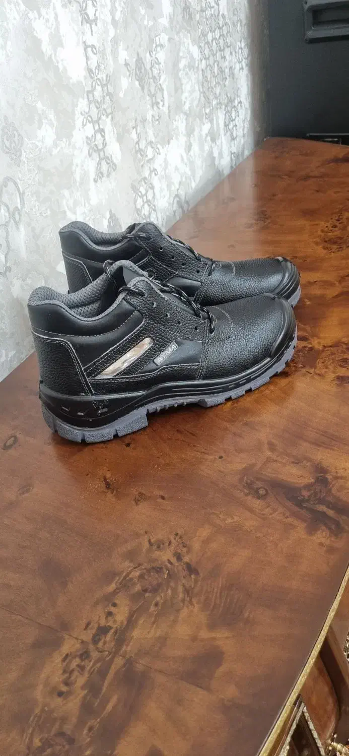 کفش ایمنی نو|کیف، کفش، کمربند|تبریز, |دیوار