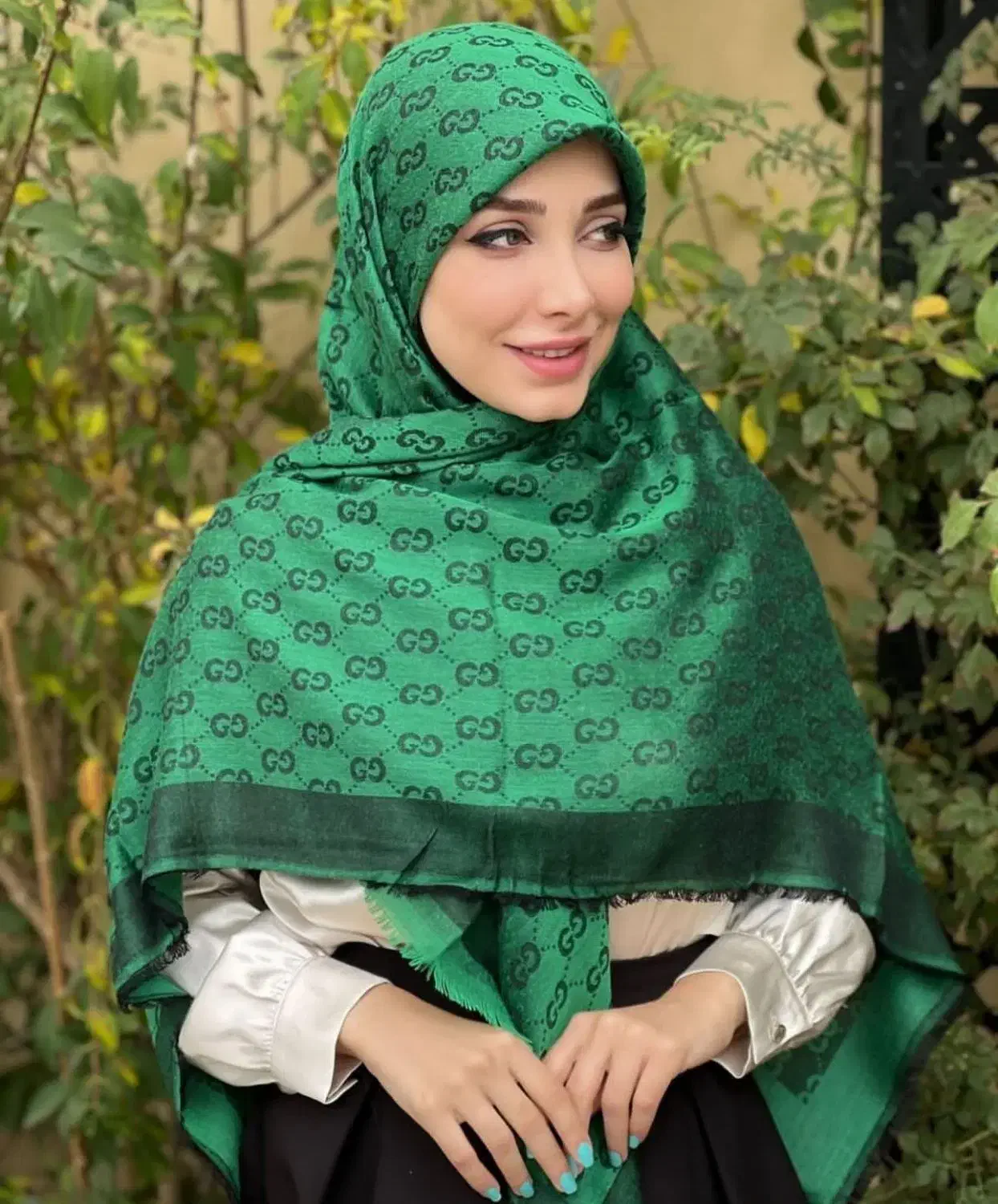 حراج ۲۰۰مدل شال و روسری مخصوص یلدا|لباس|اصفهان, جاوان|دیوار