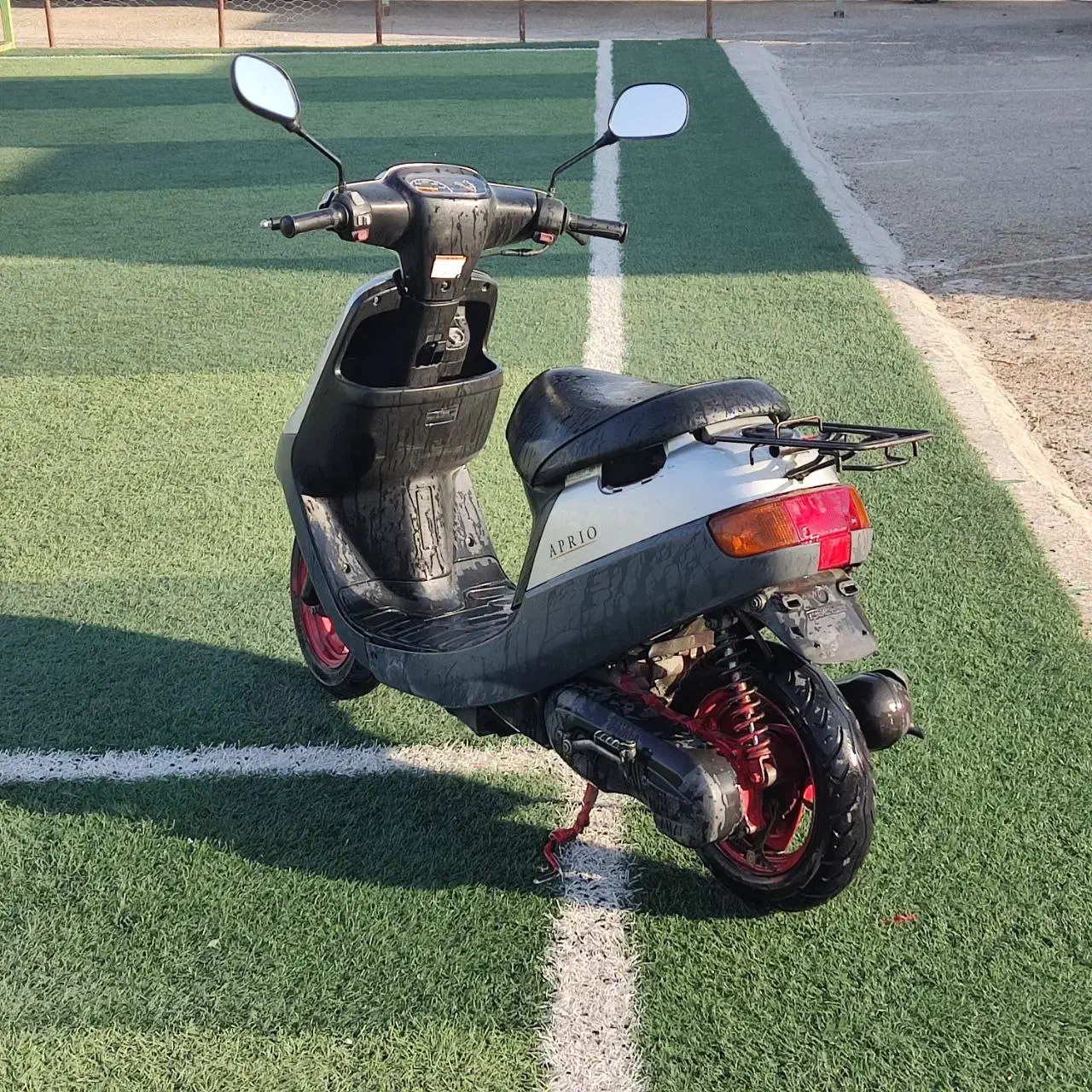 موتور پاکشتی مدل اپریو|موتورسیکلت|دوگنبدان, |دیوار