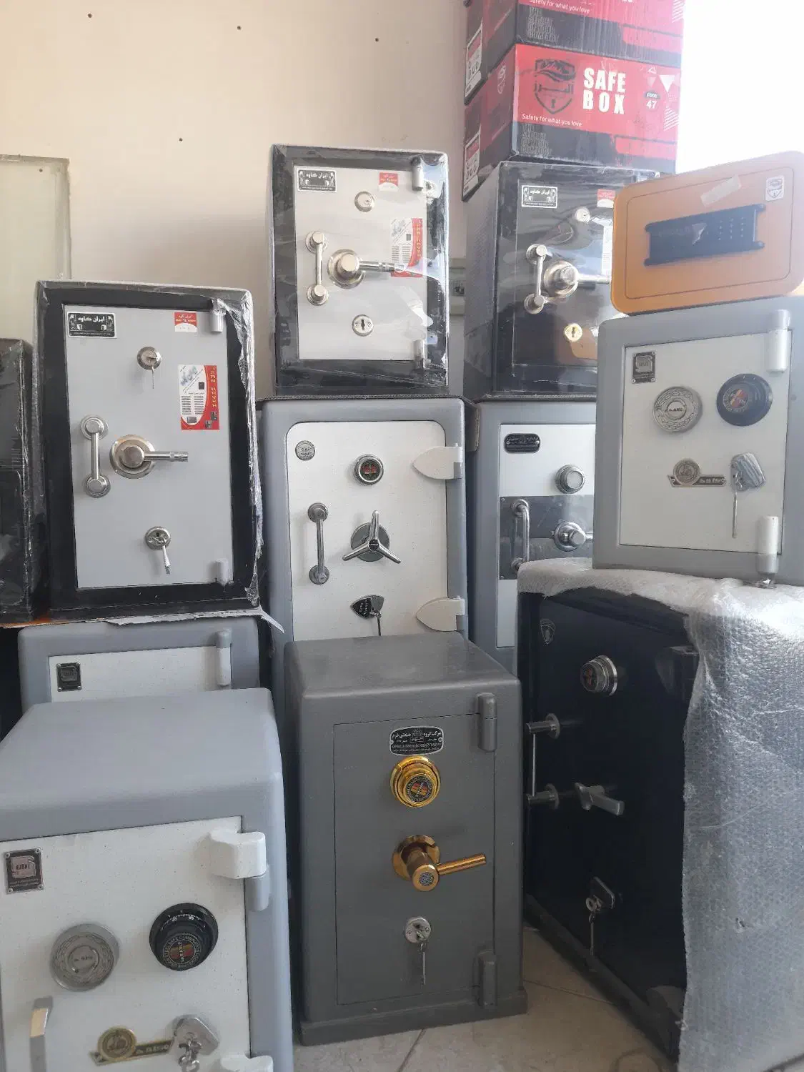 گاوصندوق ۳۵۰kr دودرایران کاوه|ابزارآلات|تبریز, |دیوار