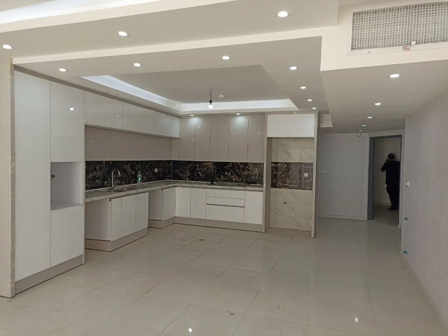 آپارتمان 163متری صفر فروغی|فروش آپارتمان|اصفهان, دستگرده|دیوار