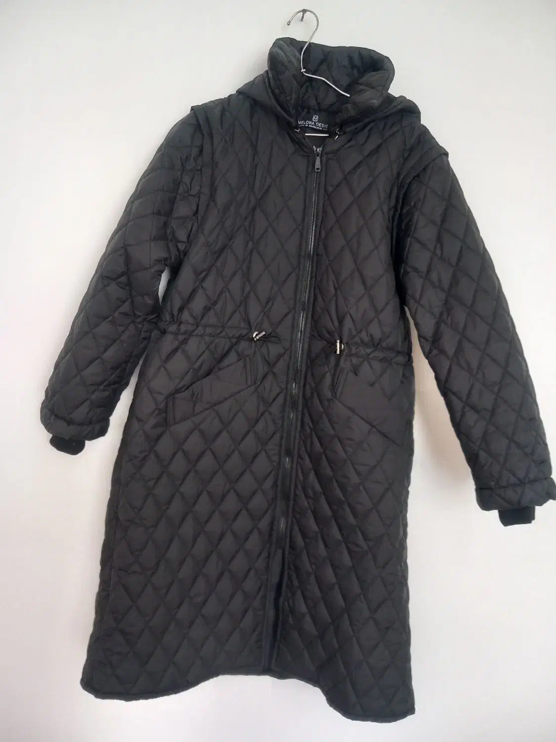 کاپشن|لباس|مرند, |دیوار