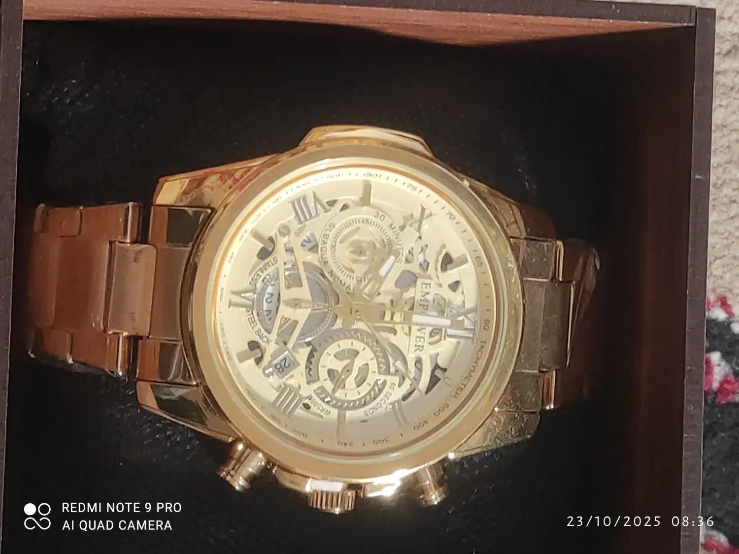 ساعت EMpowERاصل|ساعت|کازرون, |دیوار