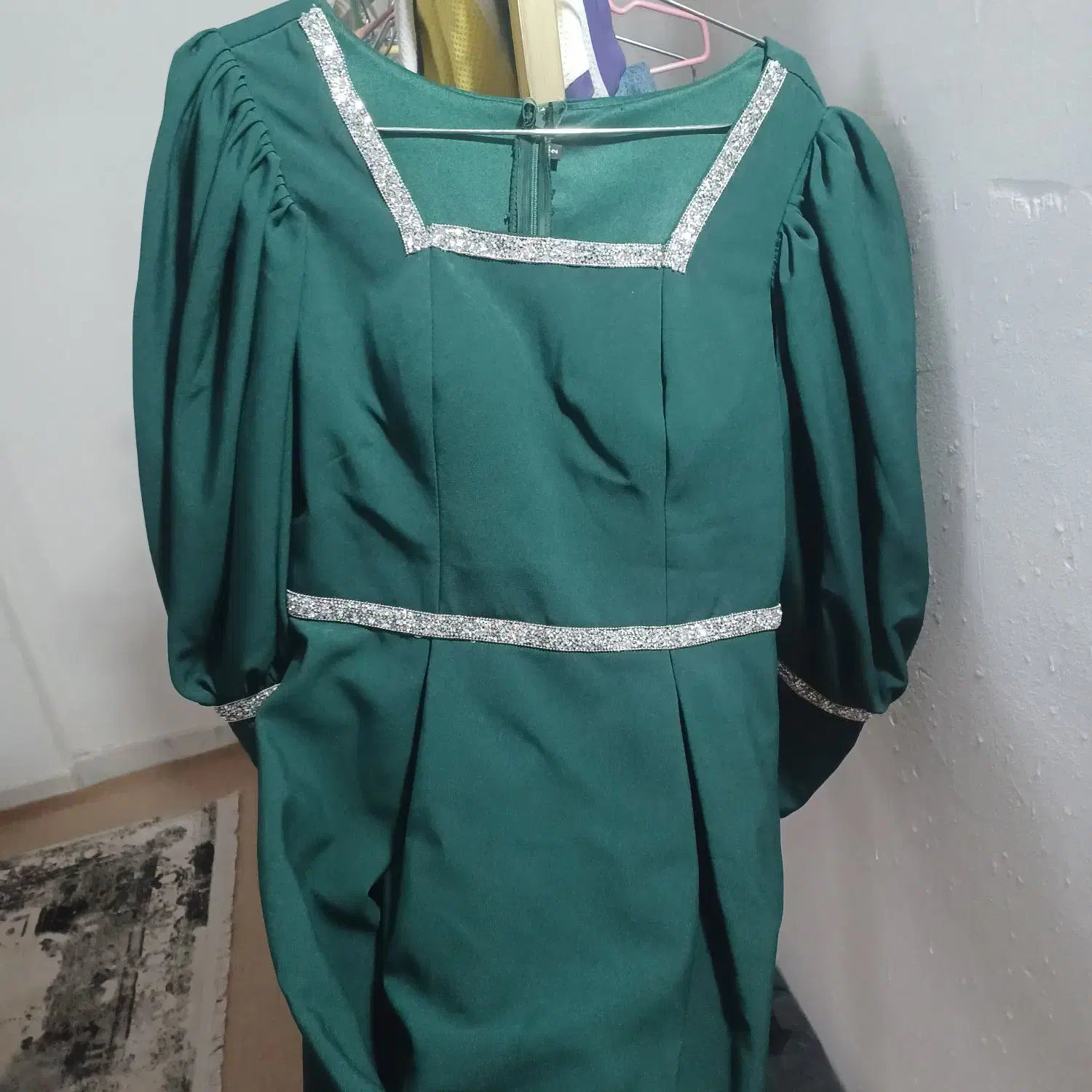 پیراهن کرپ.دارای دیزاین نواری.بسیار خوش استایل|لباس|چالوس, |دیوار